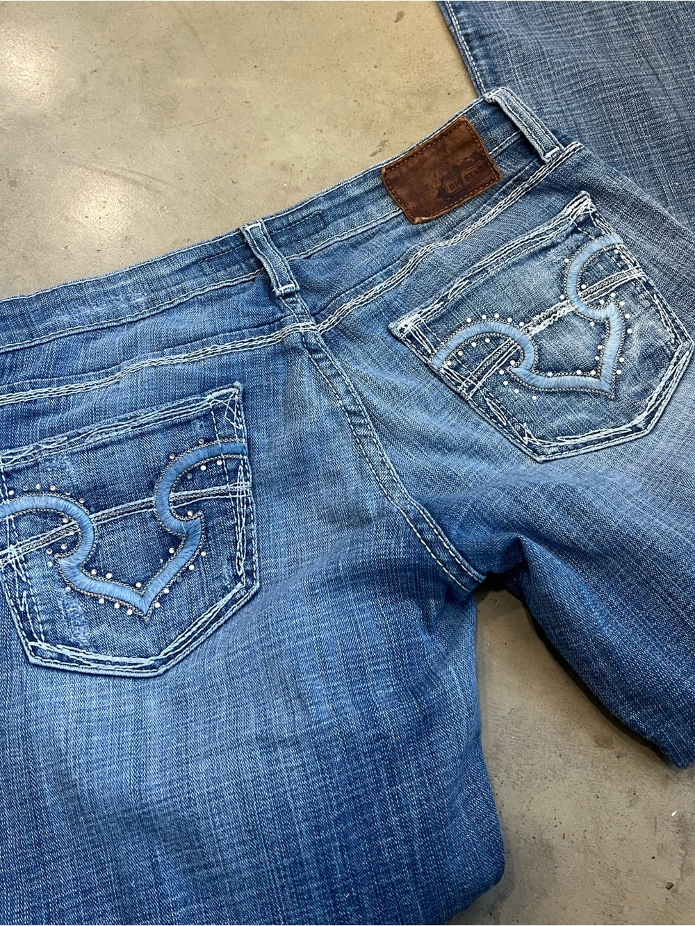 Y2K low rise jeans size 28